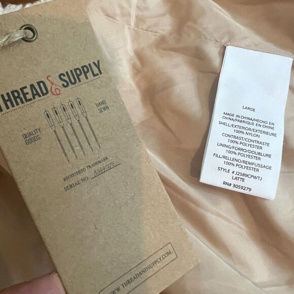 Thread & Supply Women's Sherpa Puffer Vest Size LARGE in Tan - Picture 8 of 10